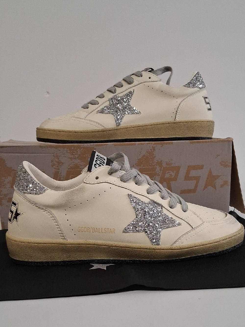 NWOT Womens Golden Goose Ball Star Sneakers with Silver Glitter Star